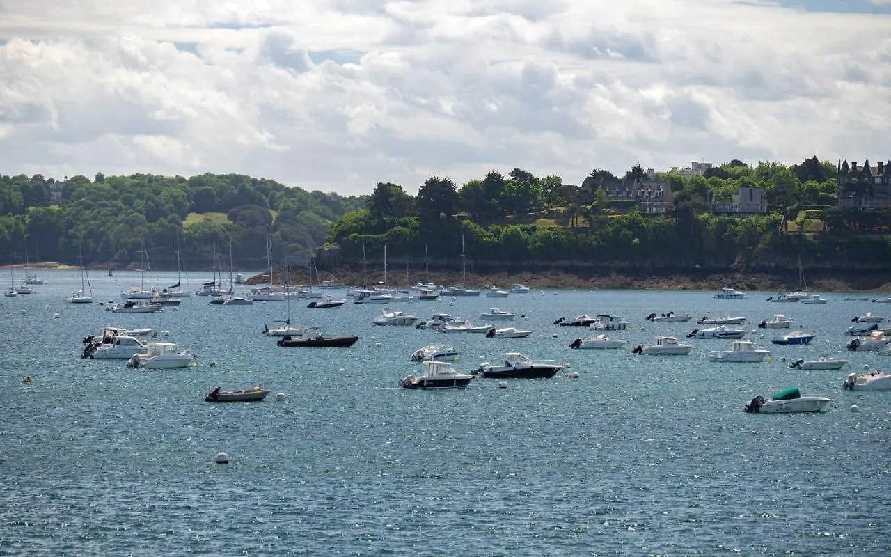 Hotel De La Vallee Dinard