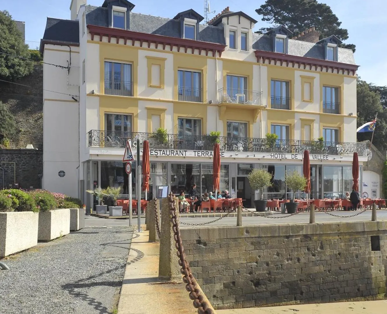 Hôtel De La Vallée Dinard 3*,  Francia