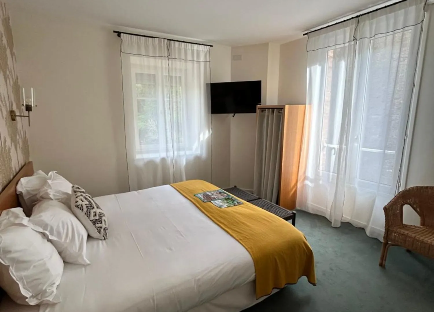 Hotel Hôtel De La Vallée Dinard