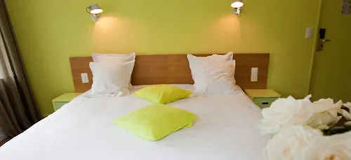 Hotel Hôtel De La Vallée Dinard