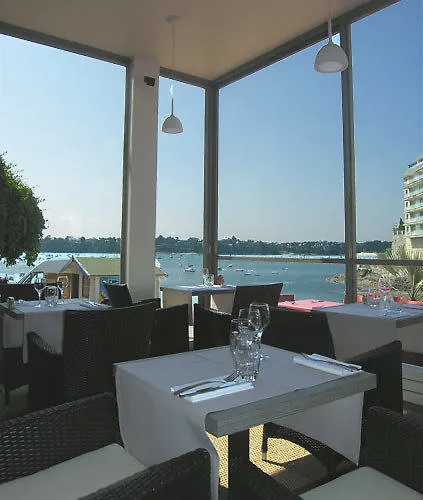 *** Hotel Hôtel De La Vallée Dinard Francia