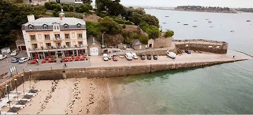 Hôtel De La Vallée Dinard 3*,